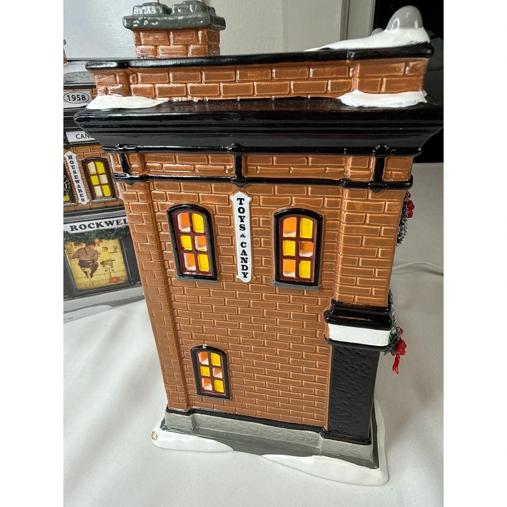 Dept 56 Snow Village Rockwell's 5 & 10 Saturday Evening Post 6000637 Boxed